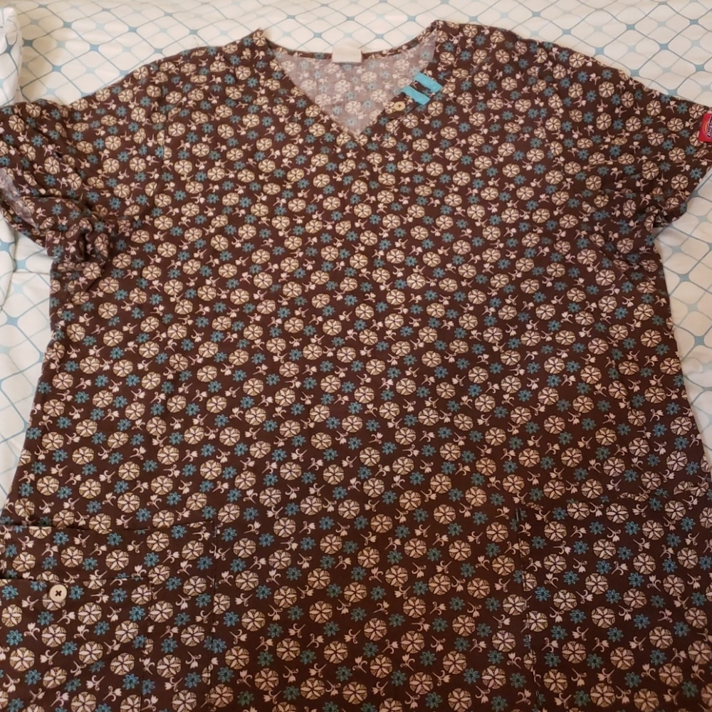 Dickies scrub top